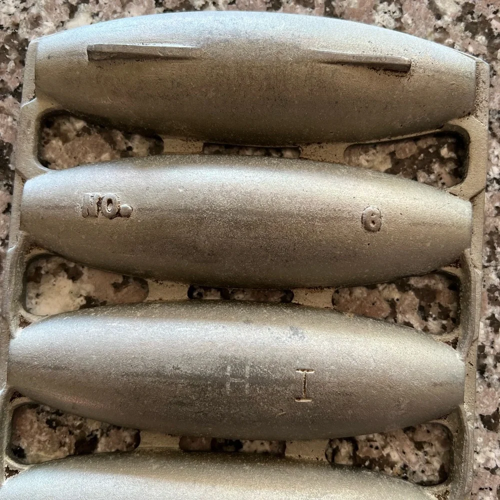Wagner #6 Vienna Roll Pan Type I Ghost H markings